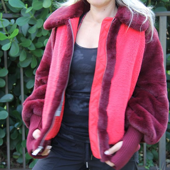 NWT UGG Augusta Sherpa baseball jacket Spanish Red Size S Faux Fur - Picture 4 of 8